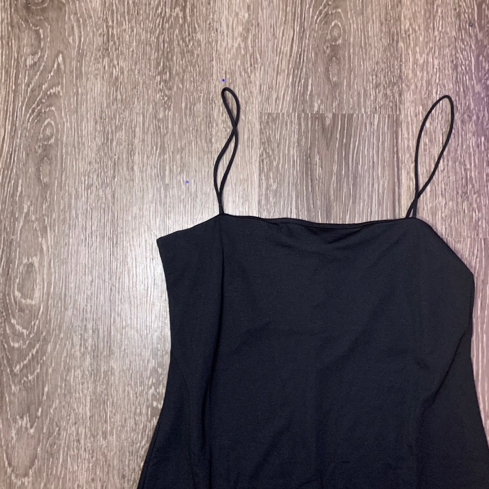Perfect LBD - Picture 2 of 3